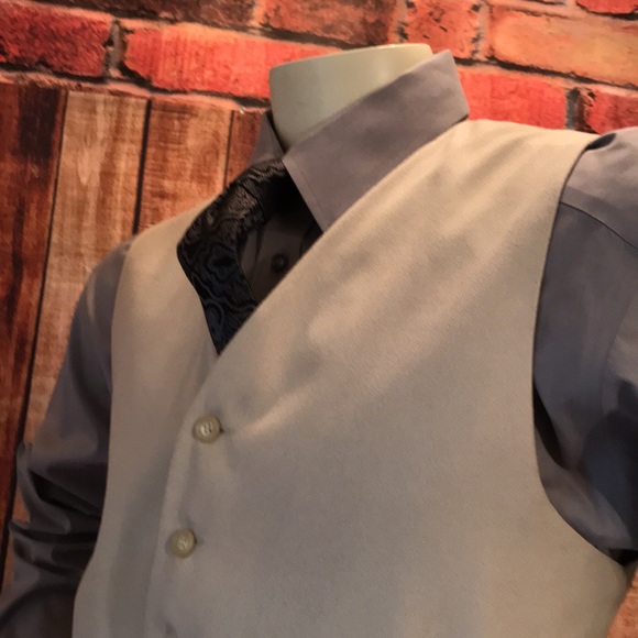 J. Riggings Dress Vest - Picture 17 of 17